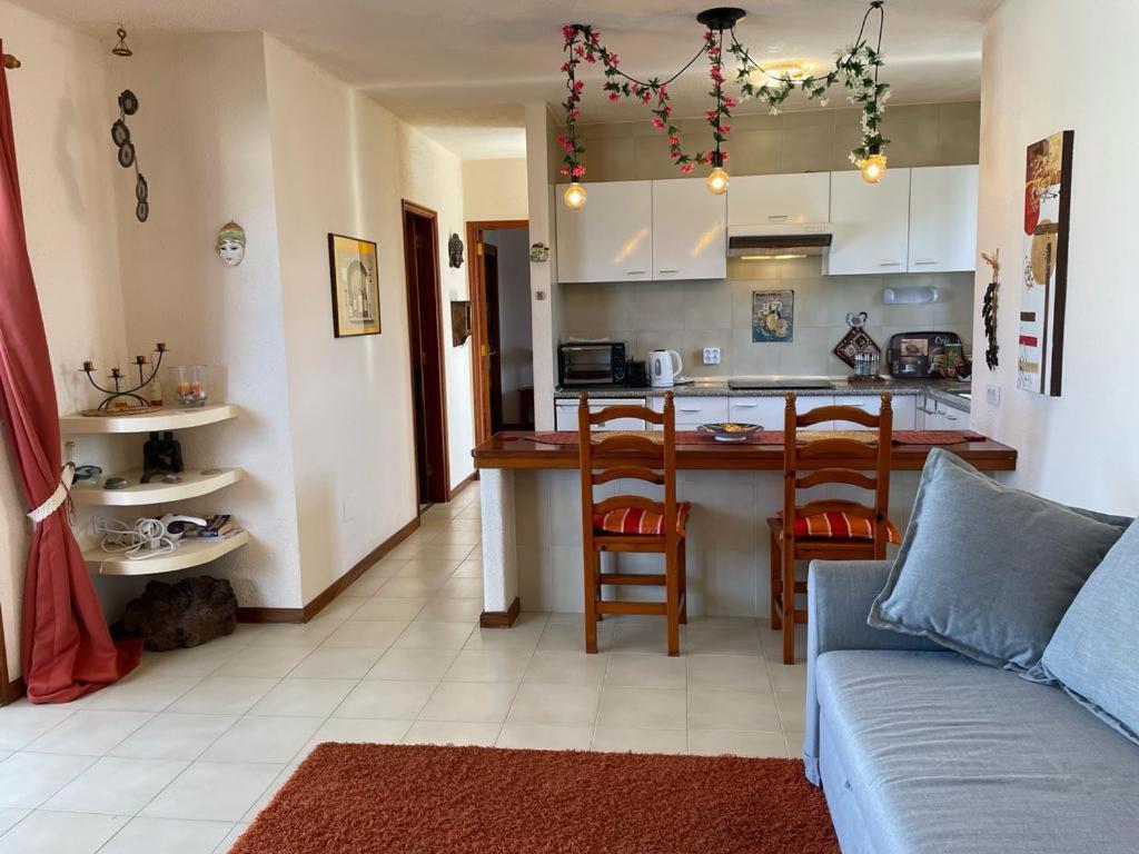 The White Dragos With Ocean View - Ac - Private Pool Apartment Tías Екстериор снимка