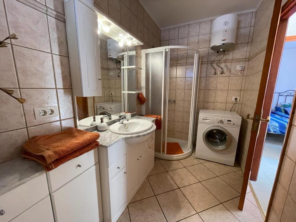 The White Dragos With Ocean View - Ac - Private Pool Apartment Tías Екстериор снимка