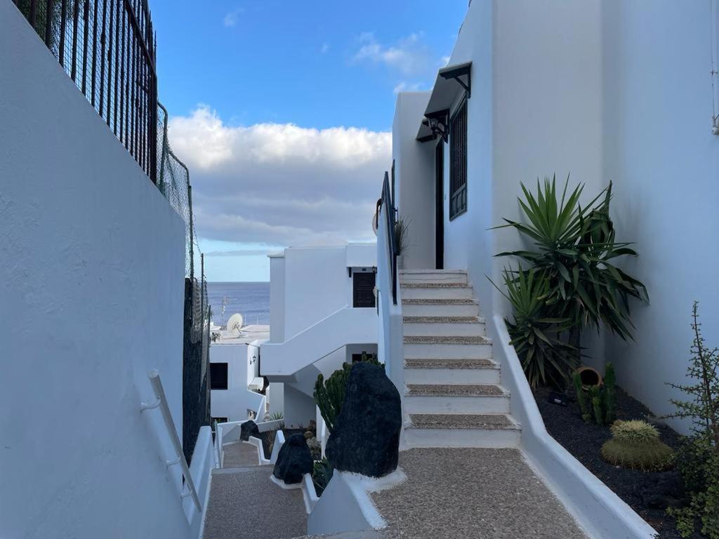 The White Dragos With Ocean View - Ac - Private Pool Apartment Tías Екстериор снимка